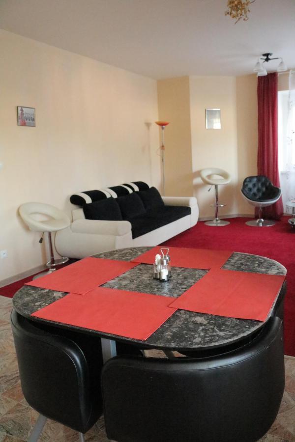 Apartments Vera Karlovy Vary Ngoại thất bức ảnh